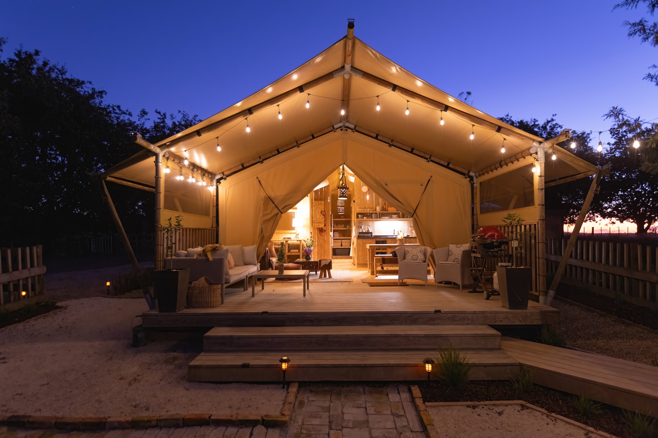 the oaks safari tent auckland